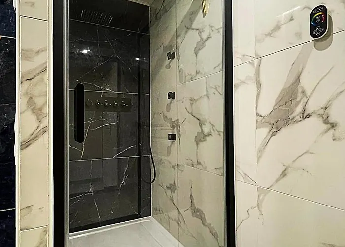 Le Charles Baltet - Spa, Cinema, Luxe, Prox Hypercentre - Classe 4 Etoiles Troyes